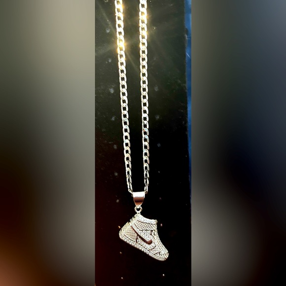 Other - Nike Jordan’s Pendant 20” SS Chain !NEW!